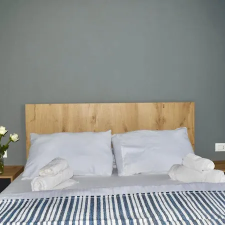 Olive House * Golem (Tirana)