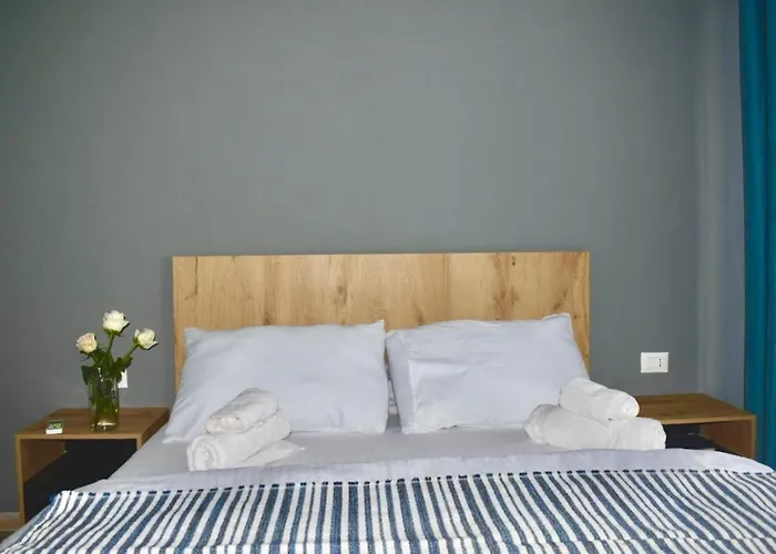 Olive House * Golem (Tirana)